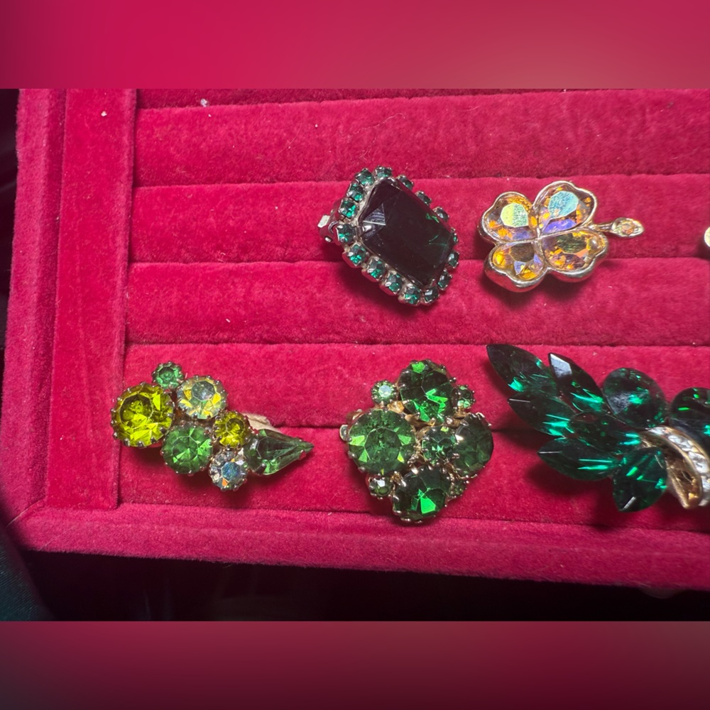 Single Clip-On Vintage Earrings Green Rhinestones - Picture 6 of 8